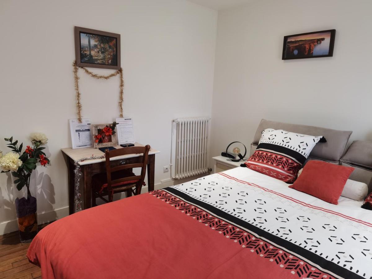 Les Pingouins De La Marne Bed & Breakfast Le Perreux-Sur-Marne Exterior photo