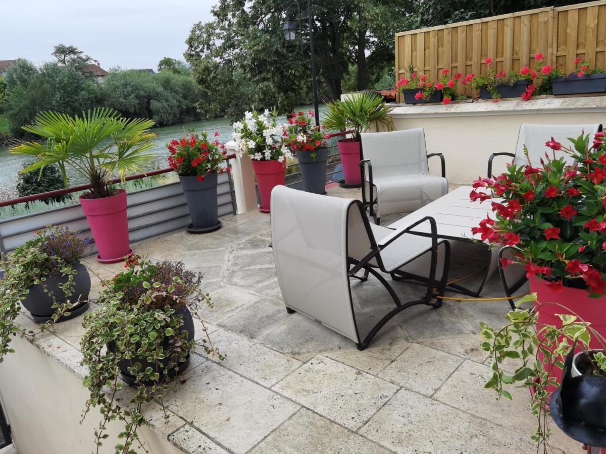 Les Pingouins De La Marne Bed & Breakfast Le Perreux-Sur-Marne Exterior photo